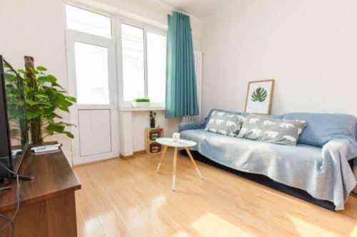 銅鋁復(fù)合暖氣片供暖商